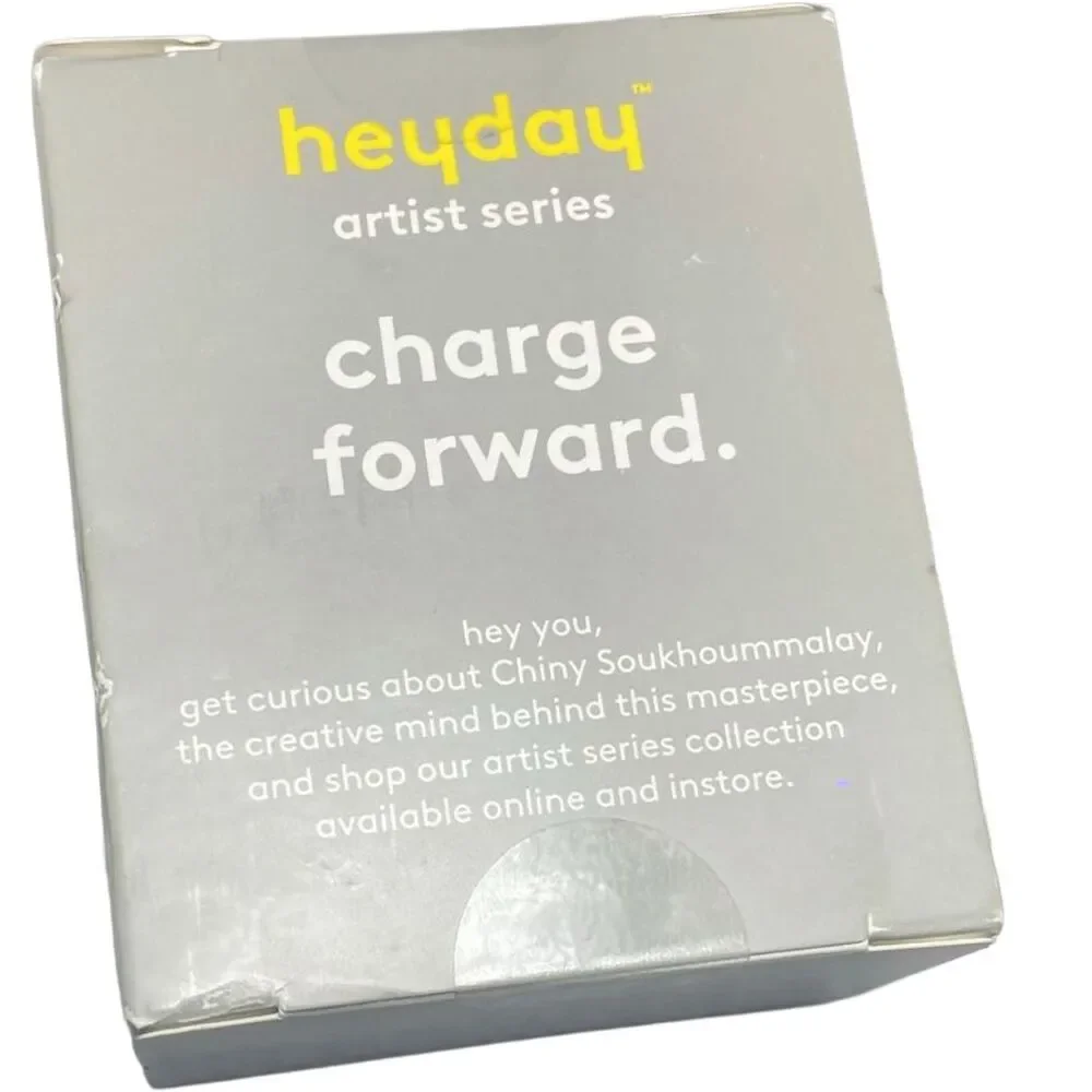 2-Port 25W Wall Charger - Heyday with Chiny Soukhoummalay